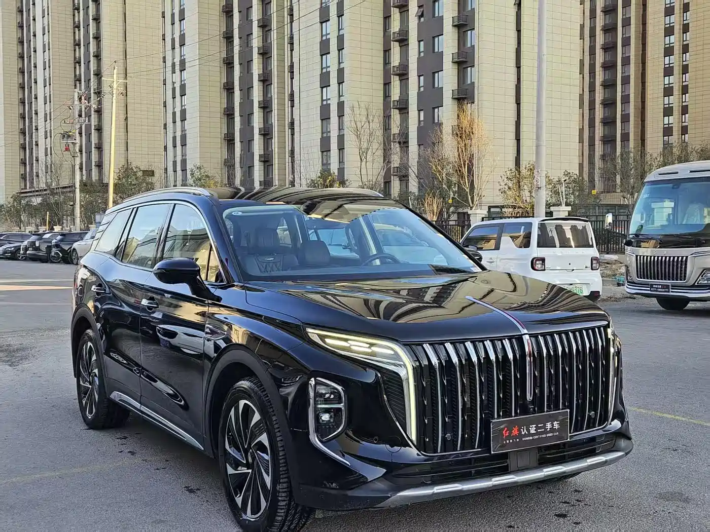 Hongqi HS7 PHEV 2024 2.0T PHEV 4WD Flagship Edition 6-seater фото 3