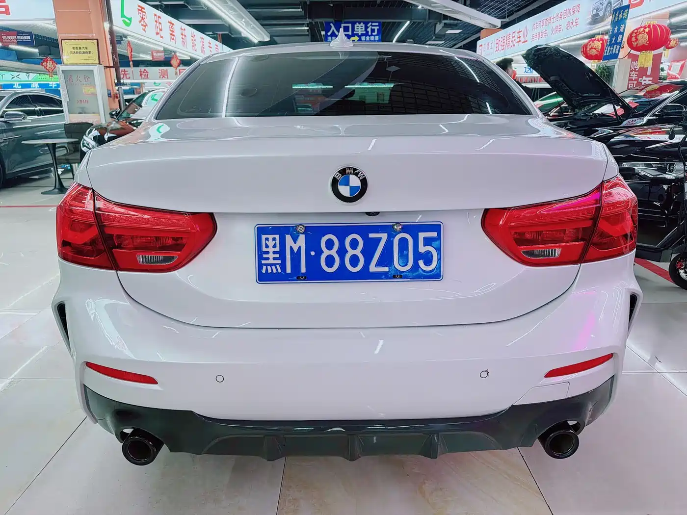 BMW 1 Series 2021 120i M Sport Shadow Edition фото 5