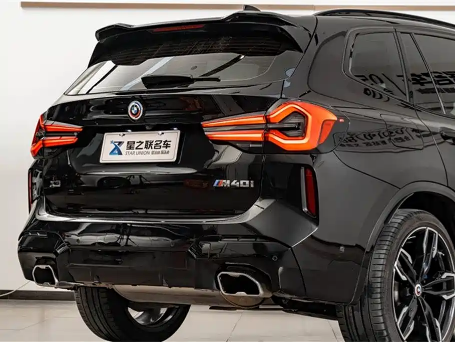BMW X3 M40I