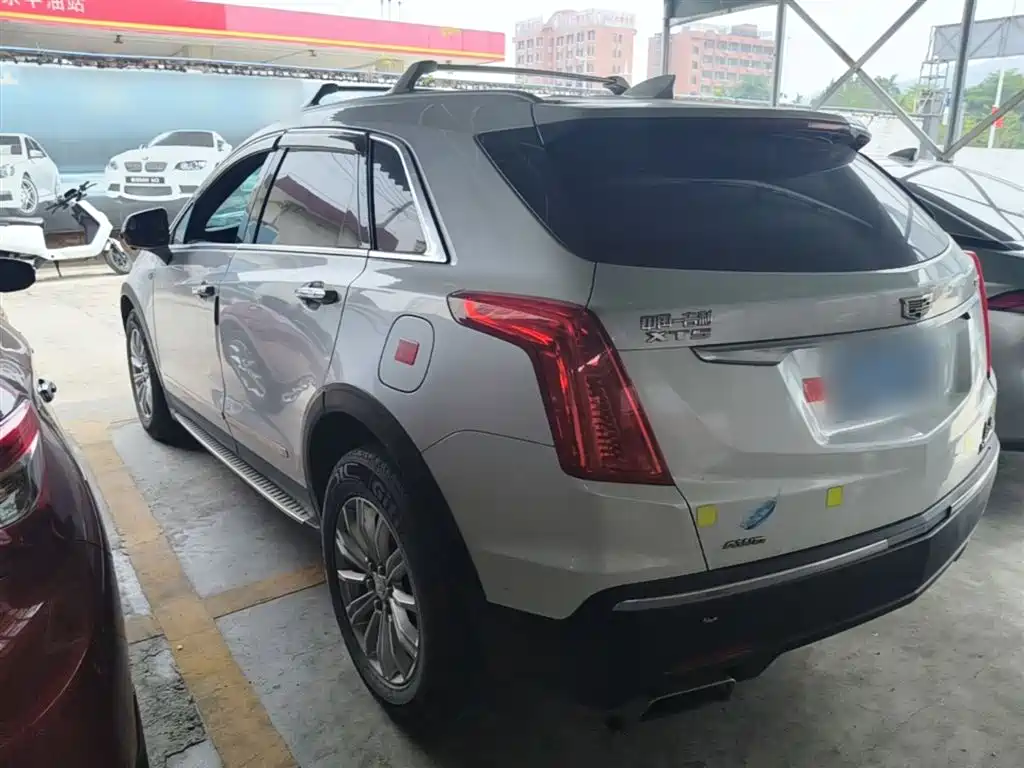 Cadillac XT5 2016 28T AWD Technology Model фото 5