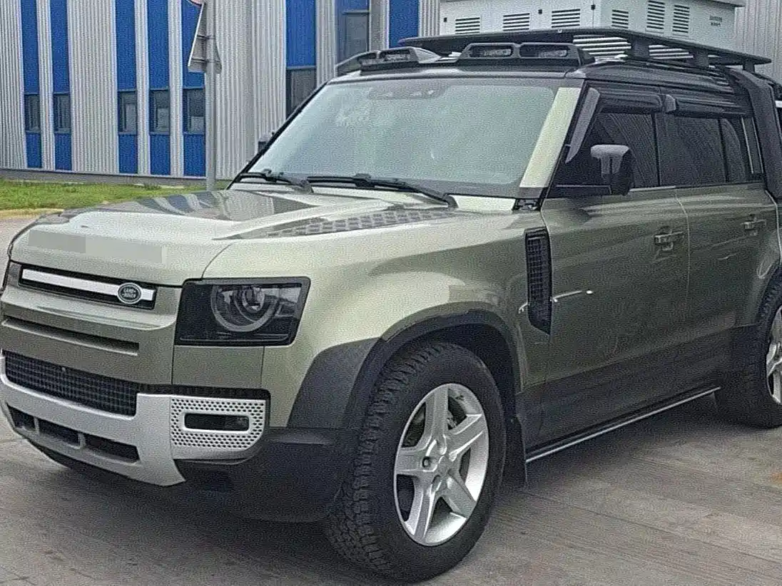 صورة 1 - Land Rover Defender