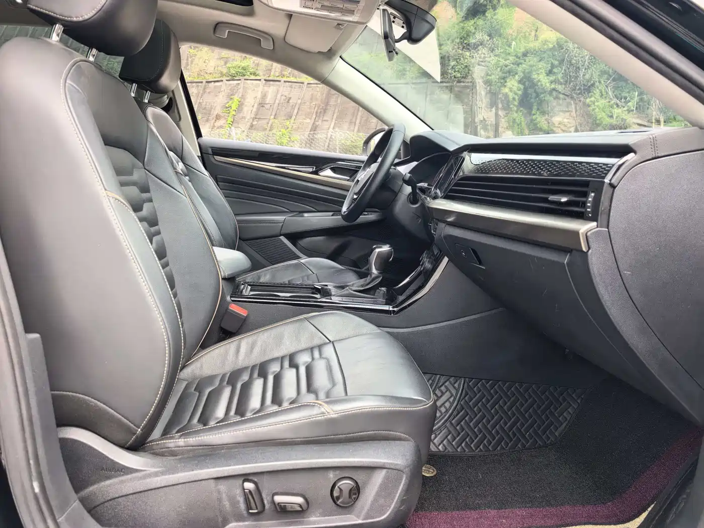 Volkswagen Passat 2019 330TSI Elite Version China VI фото 10