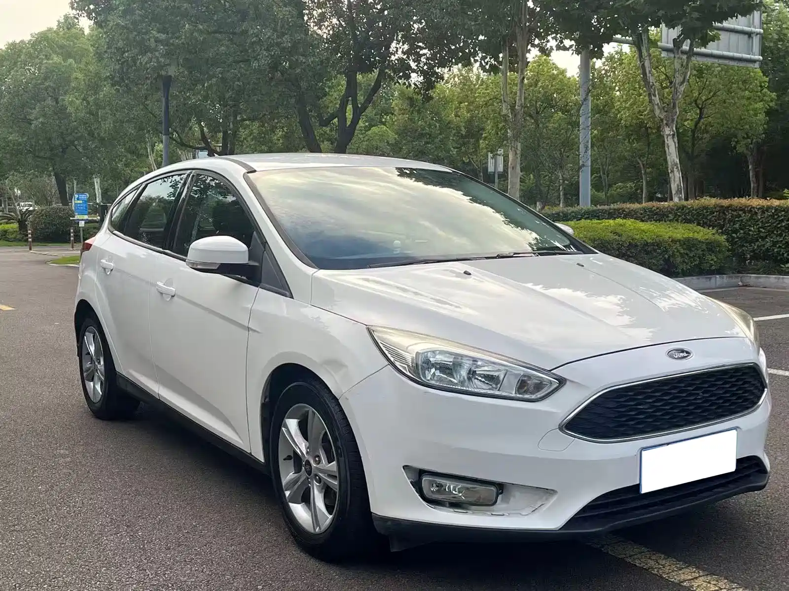 Фото 3 - Ford Focus