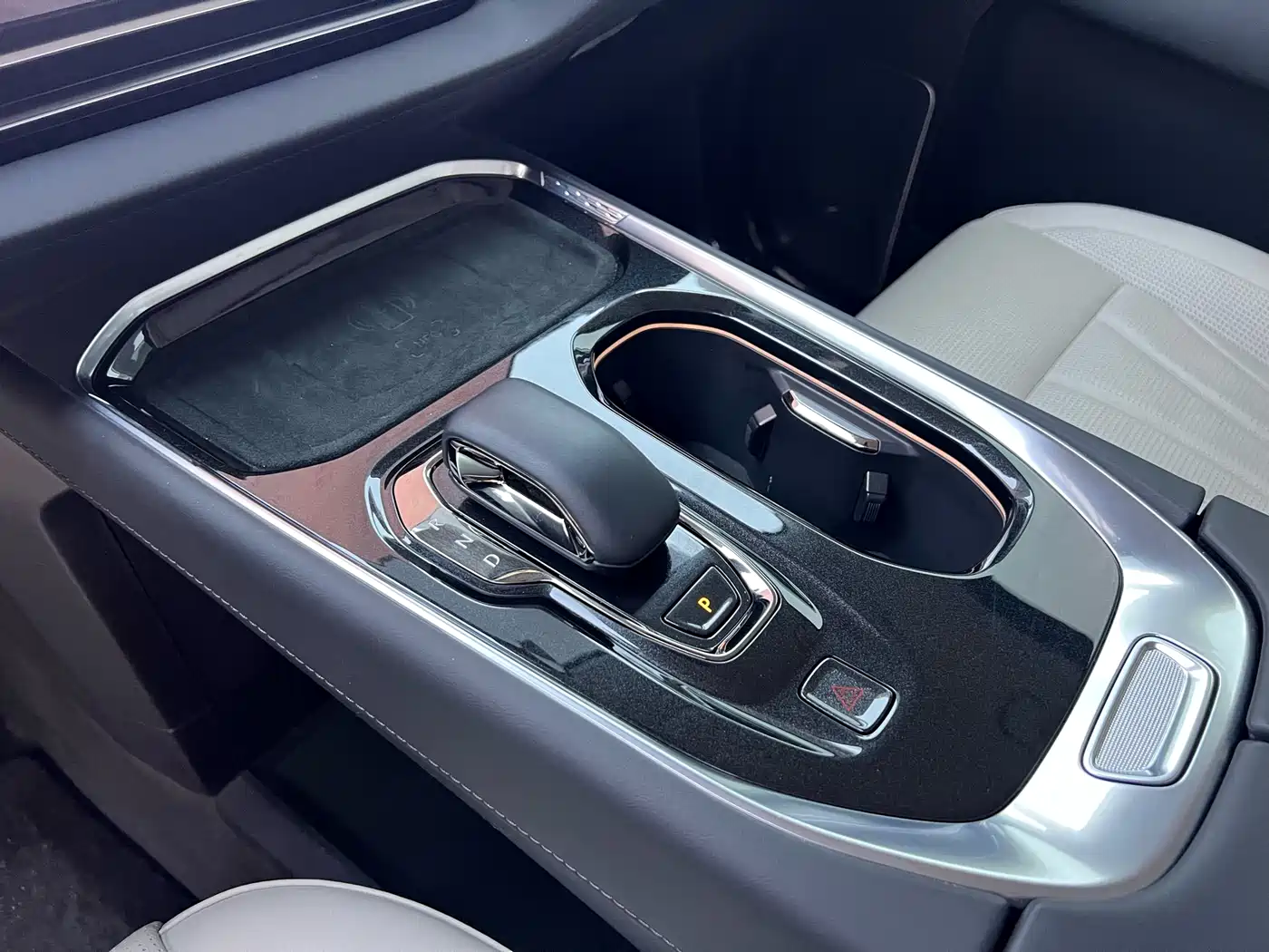 ZEEKR EXTREME KRYPTON 009