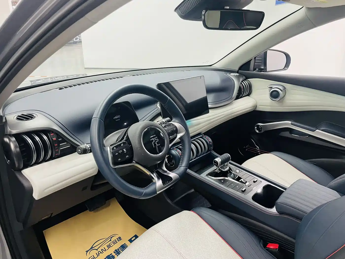 BYD Yuan PLUS 2022 430KM Premium фото 6