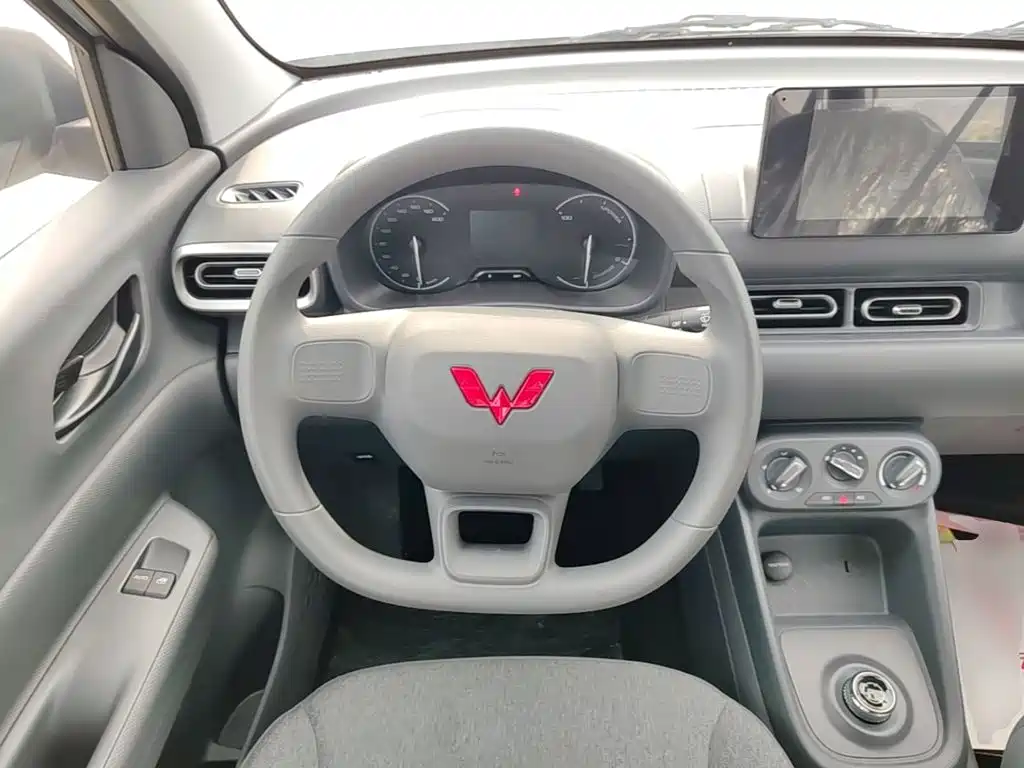 Фото 11 - Wuling Motors Wuling Hongguang New Energy