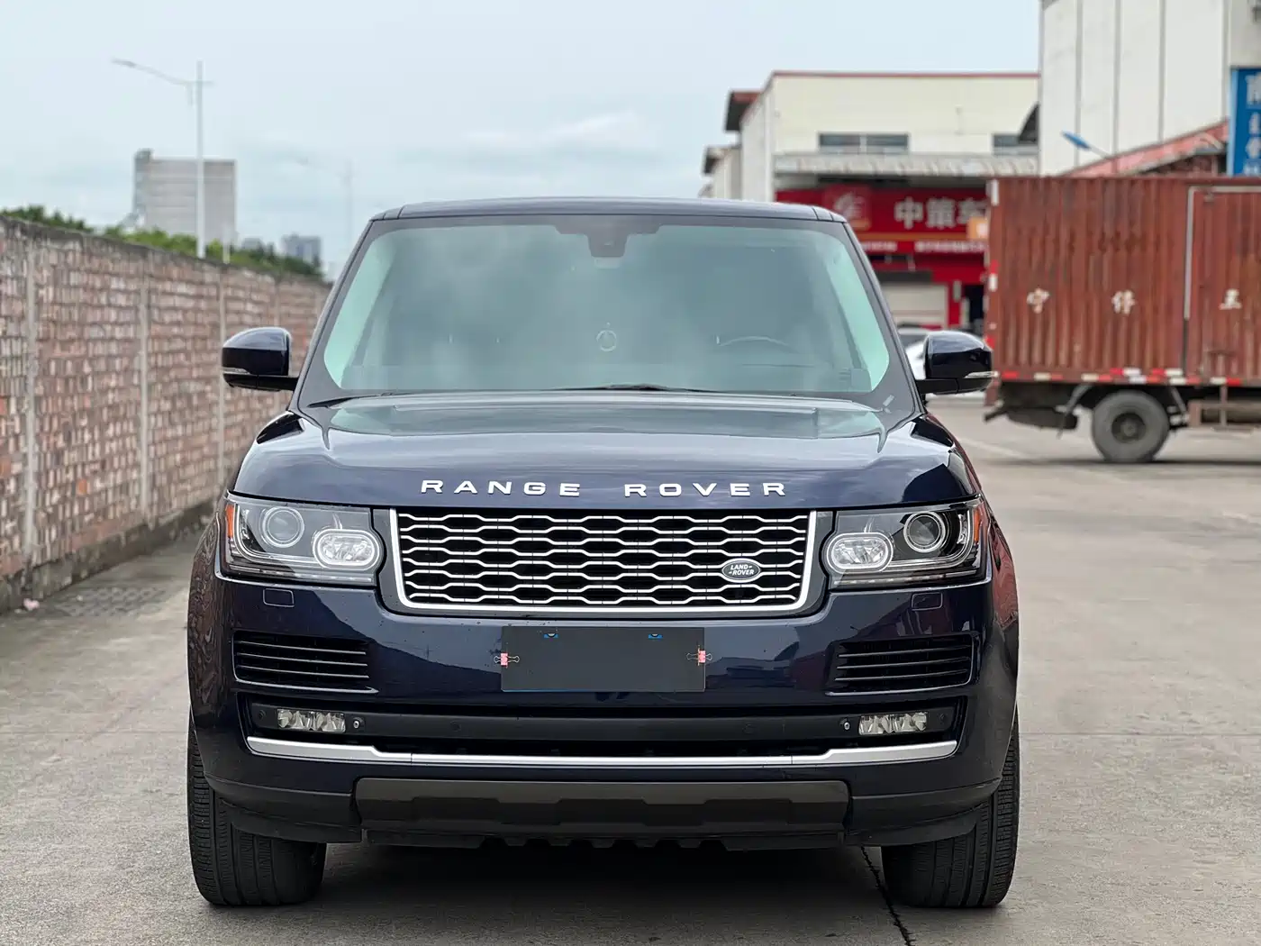 Land Rover Range Rover 2015 3.0 TDV6 Vogue фото 2