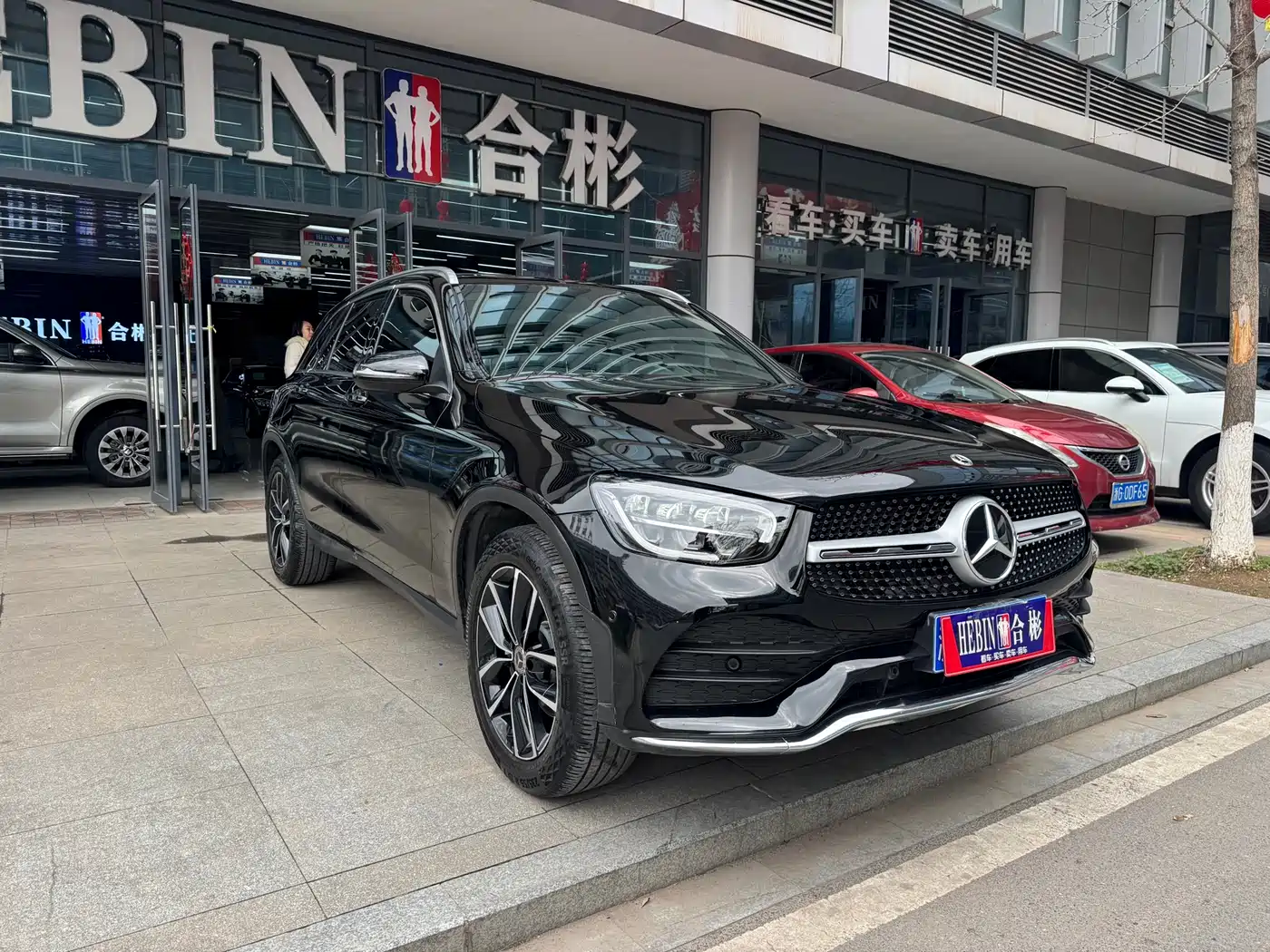 MERCEDES-BENZ GLC
