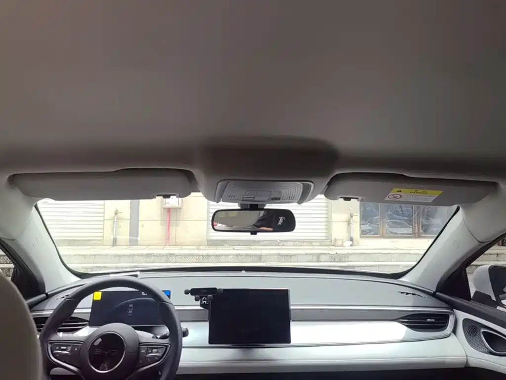 BYD Hai Bao 05 DM-i 2025 DM-i Smart Drive Edition 55KM Luxury фото 18