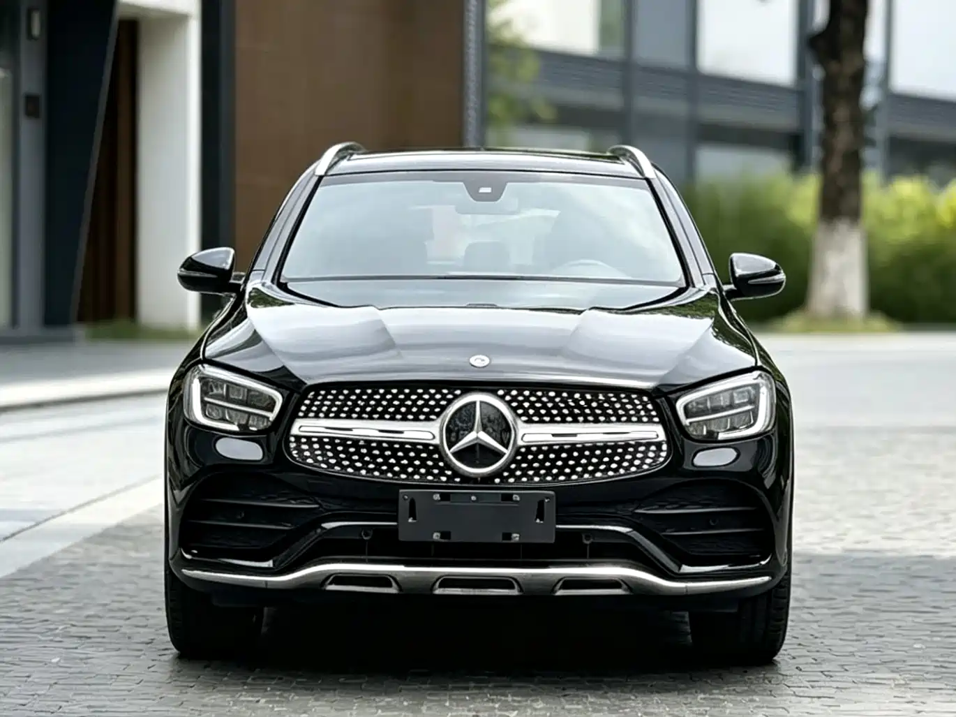 Mercedes-Benz GLC 2022 Facelift GLC 300 L 4MATIC Dynamic Collector's Edition фото 2