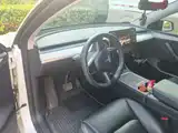 Photo 12 - Tesla Model Y