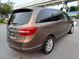 Фото 5 - Buick GL8
