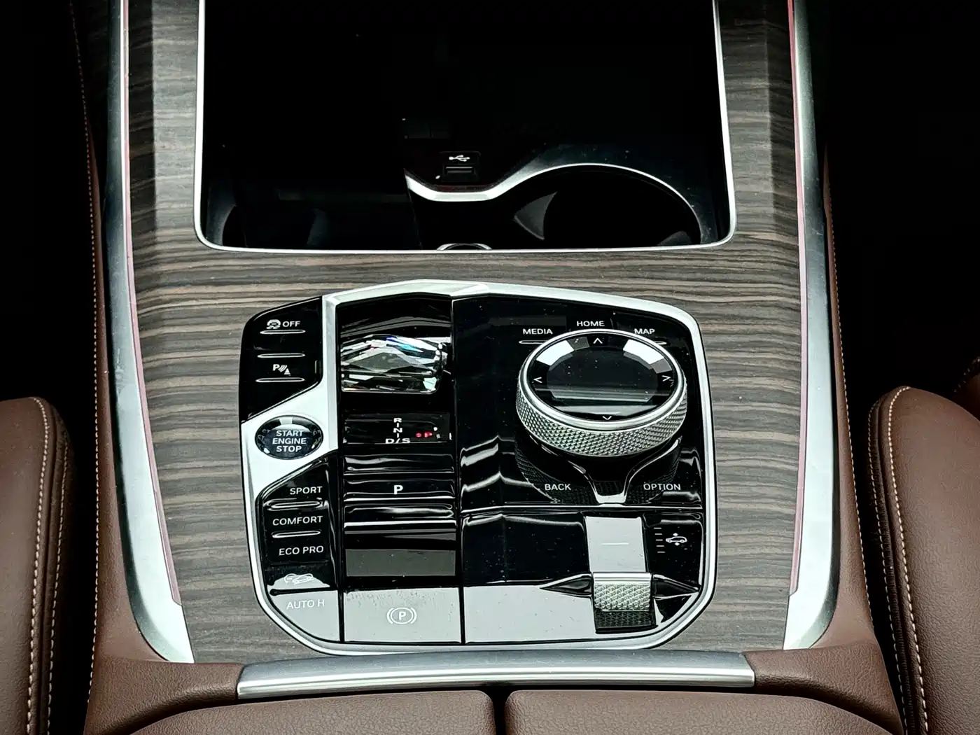 BMW X7 2023 xDrive40i Leading Luxury Package фото 12