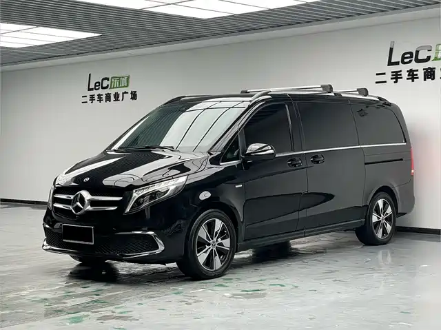MERCEDES-BENZ V CLASS