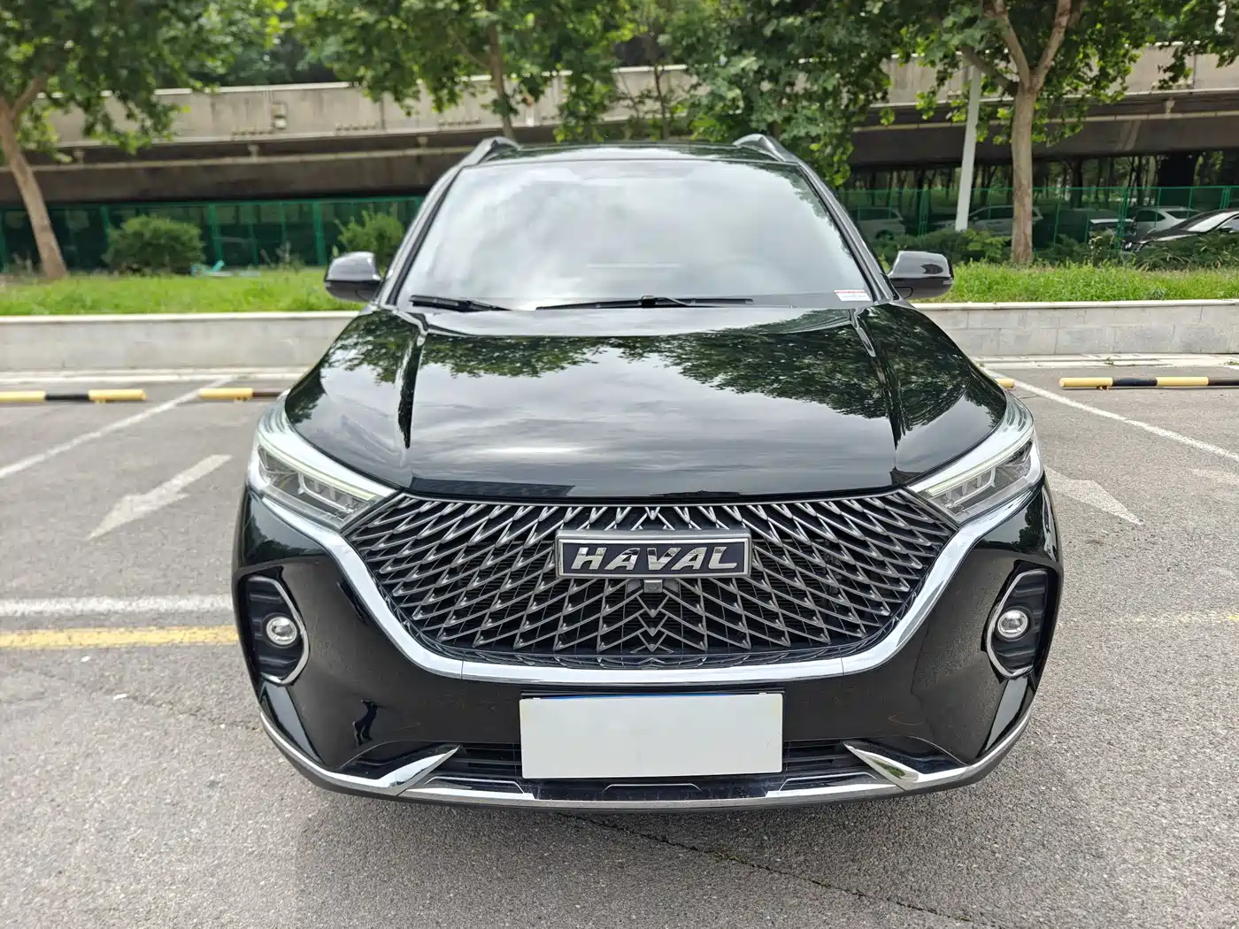 Haval M6 2023 PLUS 1.5T Manual Luxury Smart Connect фото 2