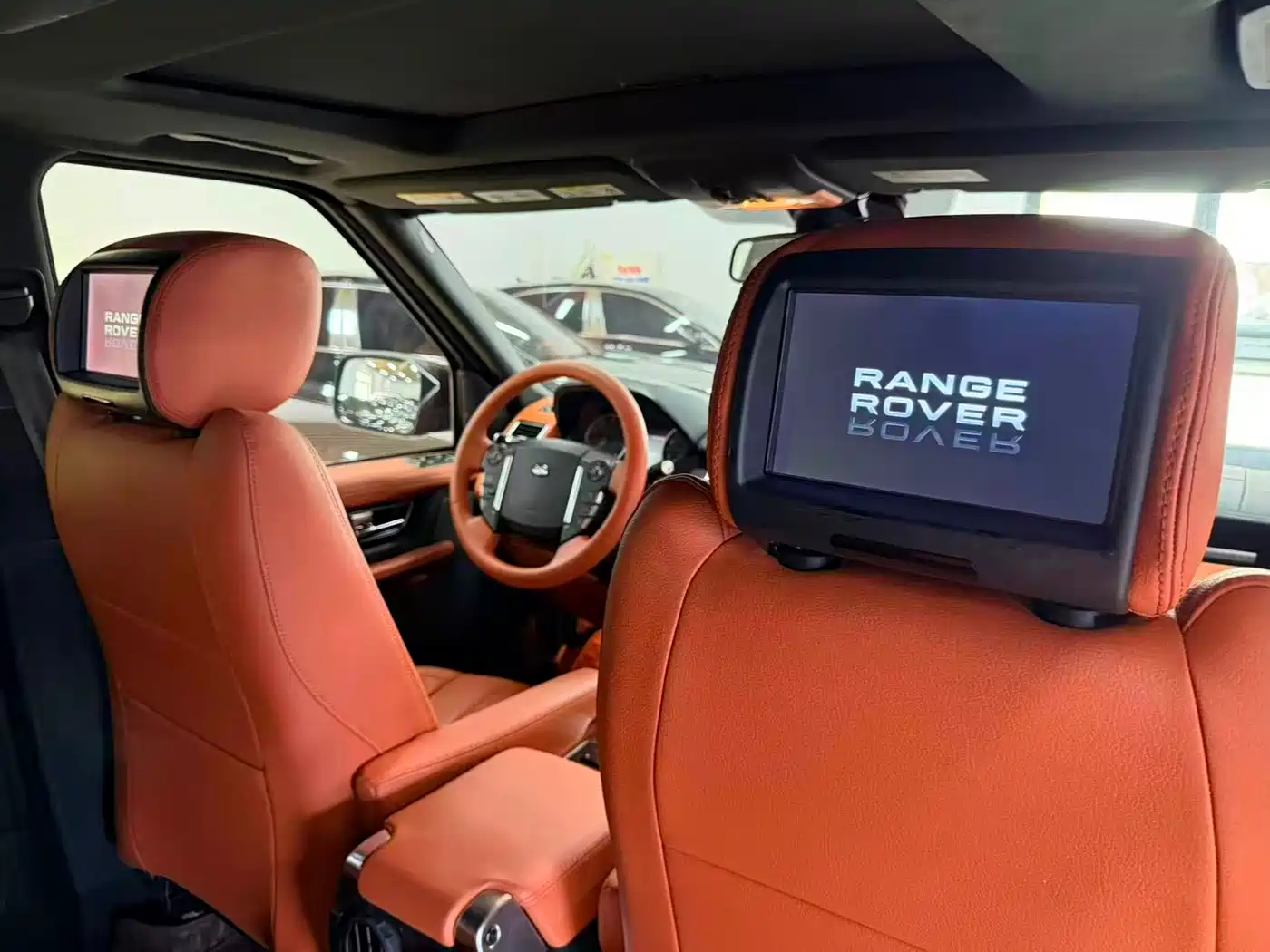 Фото 9 - Land Rover Range Rover Sport