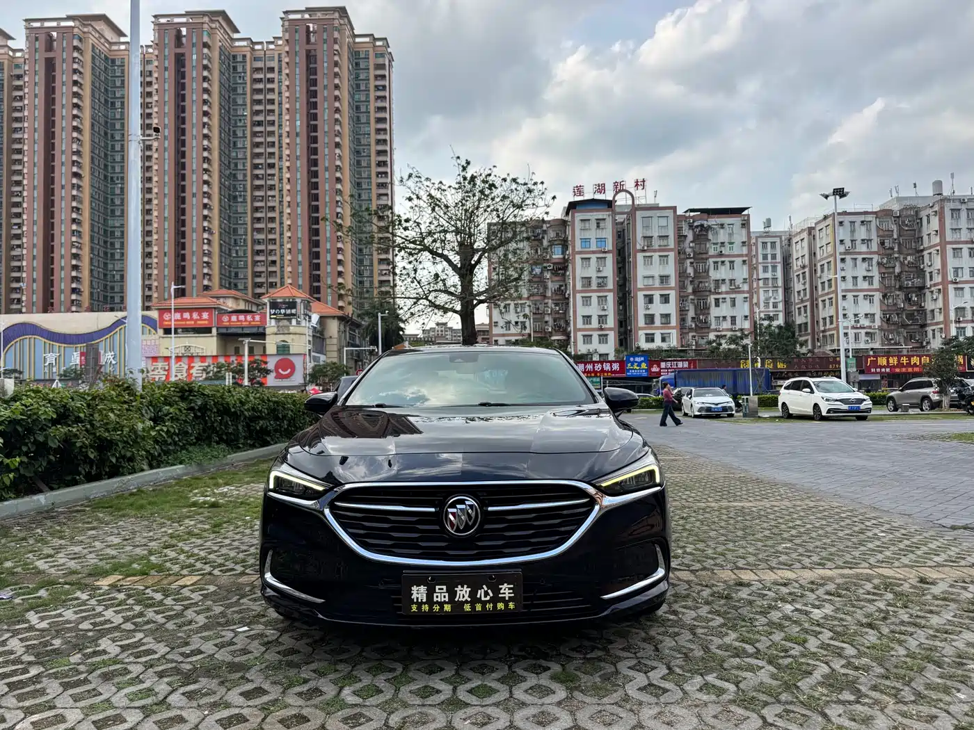 Buick LaCrosse 2019 28T Premium Model фото 2