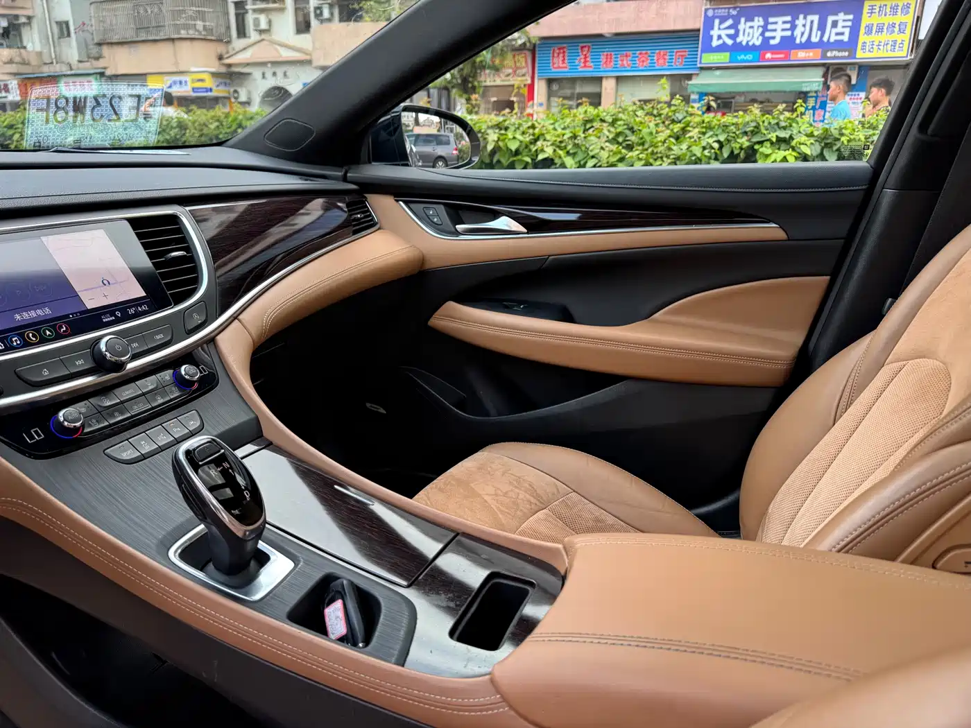Buick LaCrosse 2019 28T Premium Model фото 10