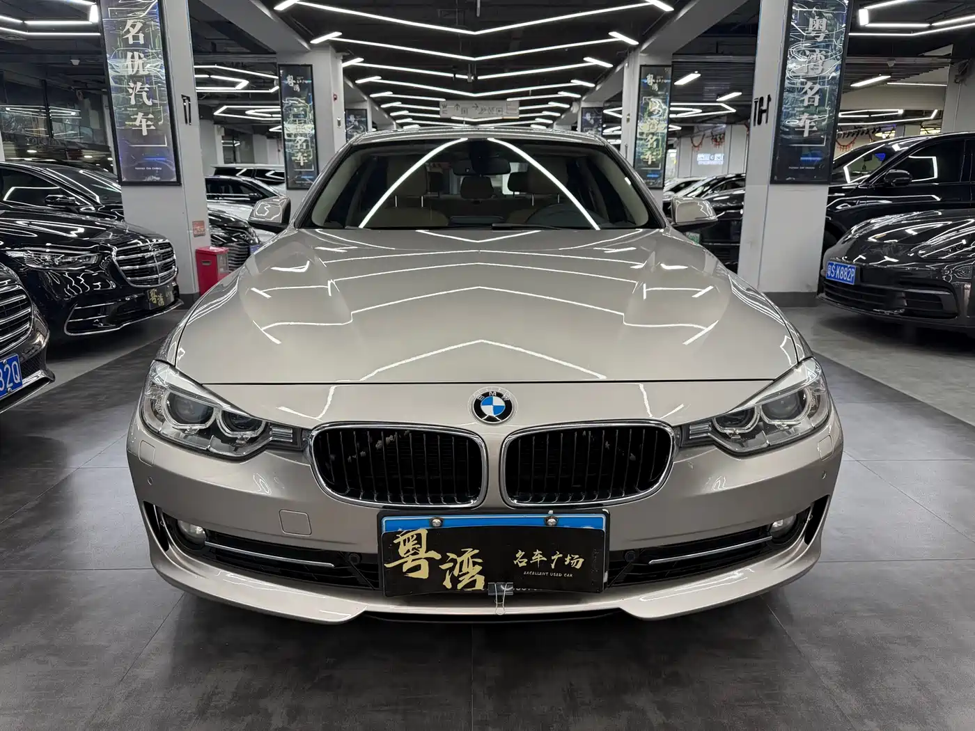 BMW 3 Series 2013 320Li Fashion Model
