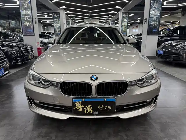 BMW 3 Series 2013 320Li Fashion Model — фото 1