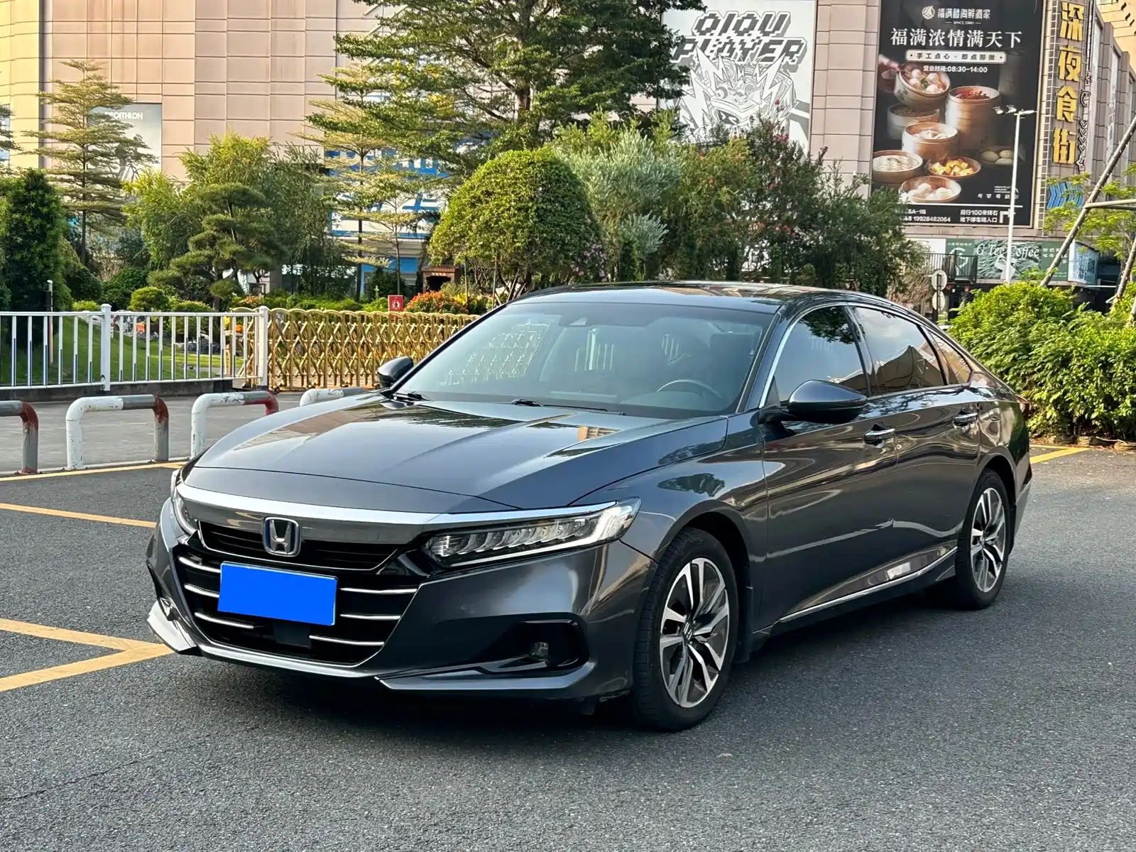 Фото 1 - Honda Accord