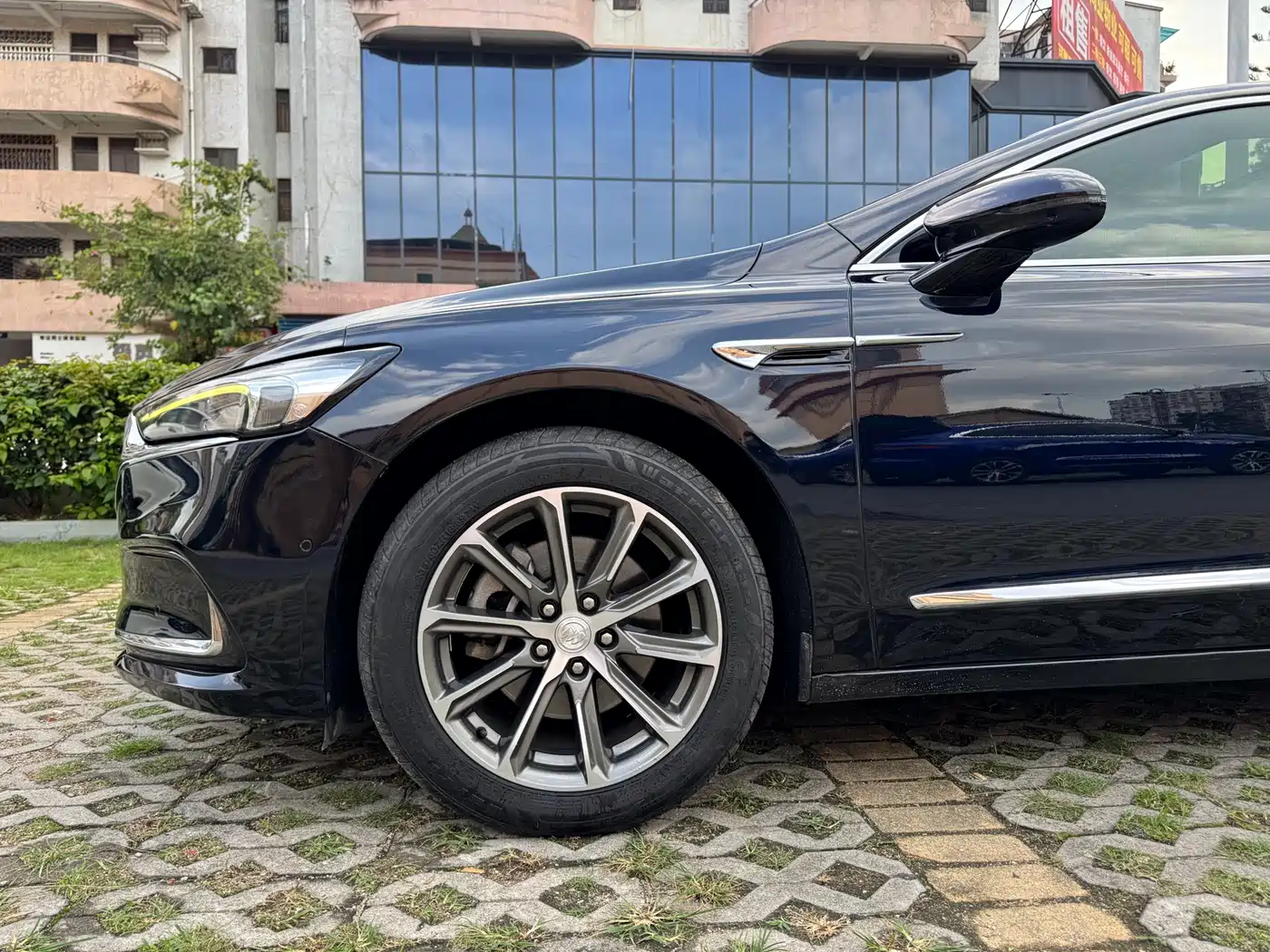 Buick LaCrosse 2019 28T Premium Model фото 7