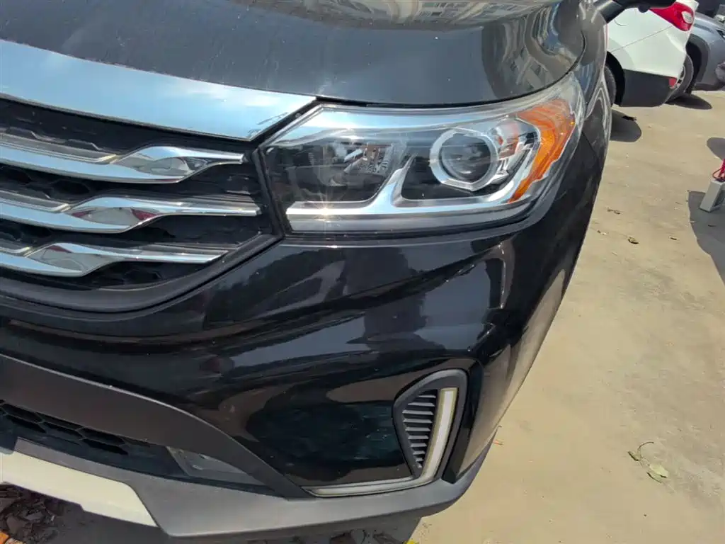 GAC Trumpchi Trumpchi GS4 2018 235T Manual 2WD Elite Edition фото 24