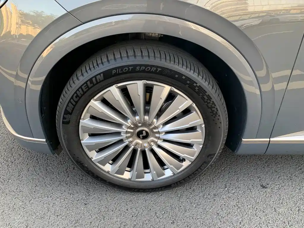Ledao L90 2025 2025 2WD Base Model