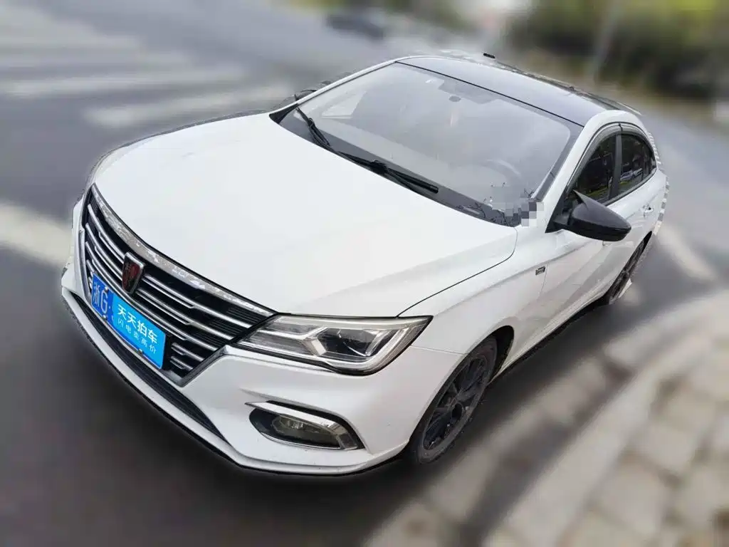 Roewe i5 2019 1.5L Manual 4G-Connected Langyue Edition
