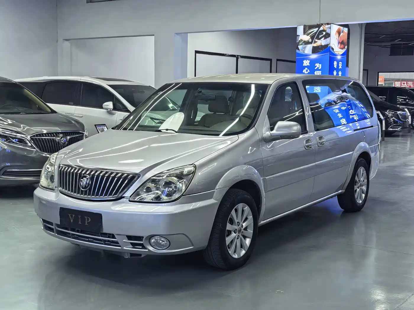 Buick GL8 2014 2.4L Classic Edition