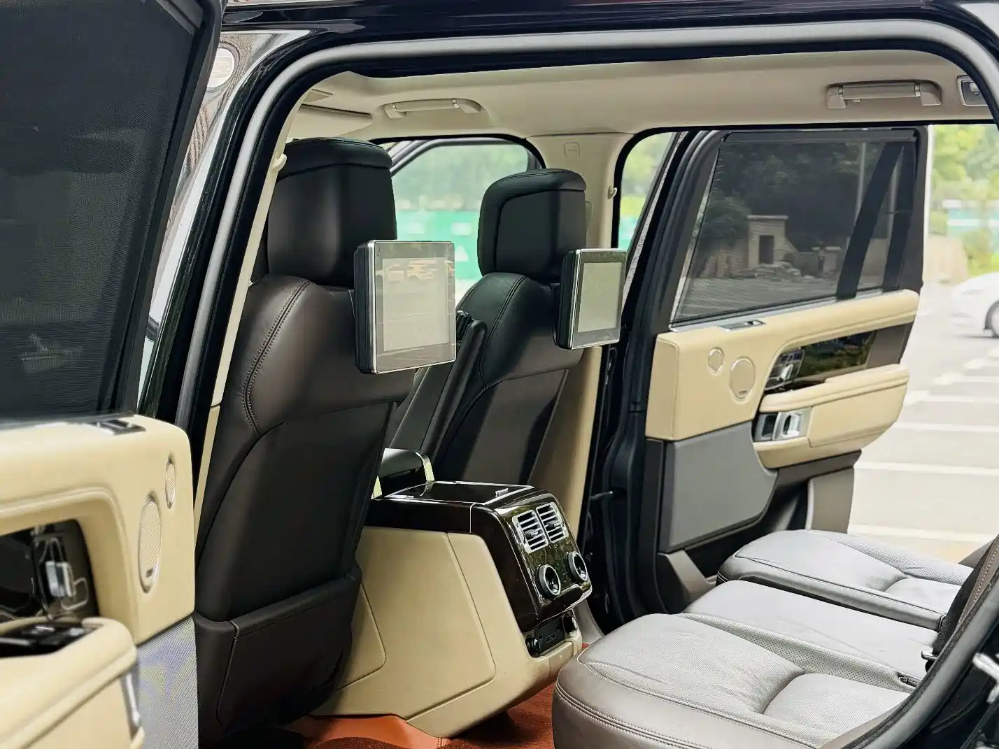 Фото 9 - Land Rover Range Rover