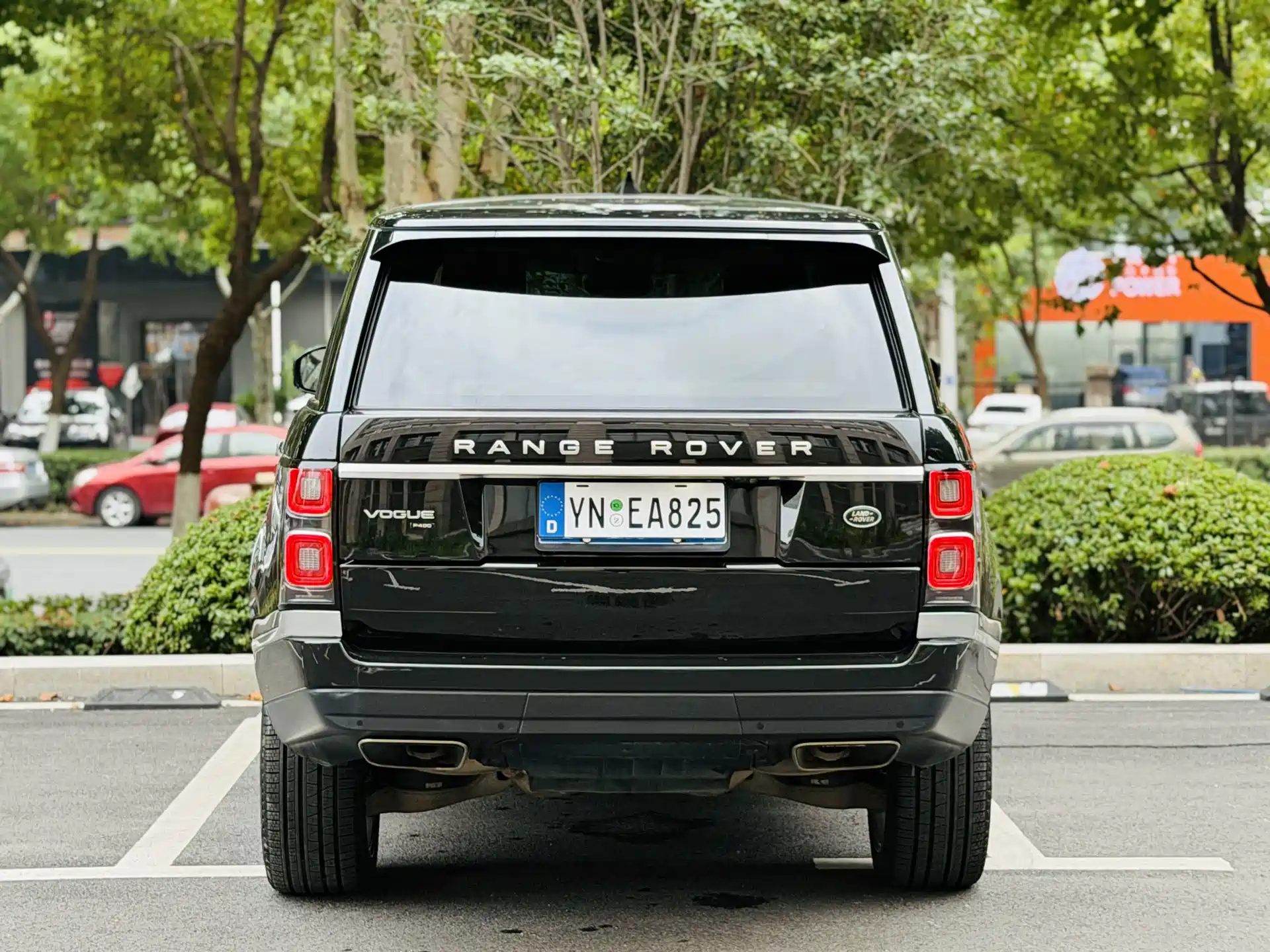 Фото 11 - Land Rover Range Rover