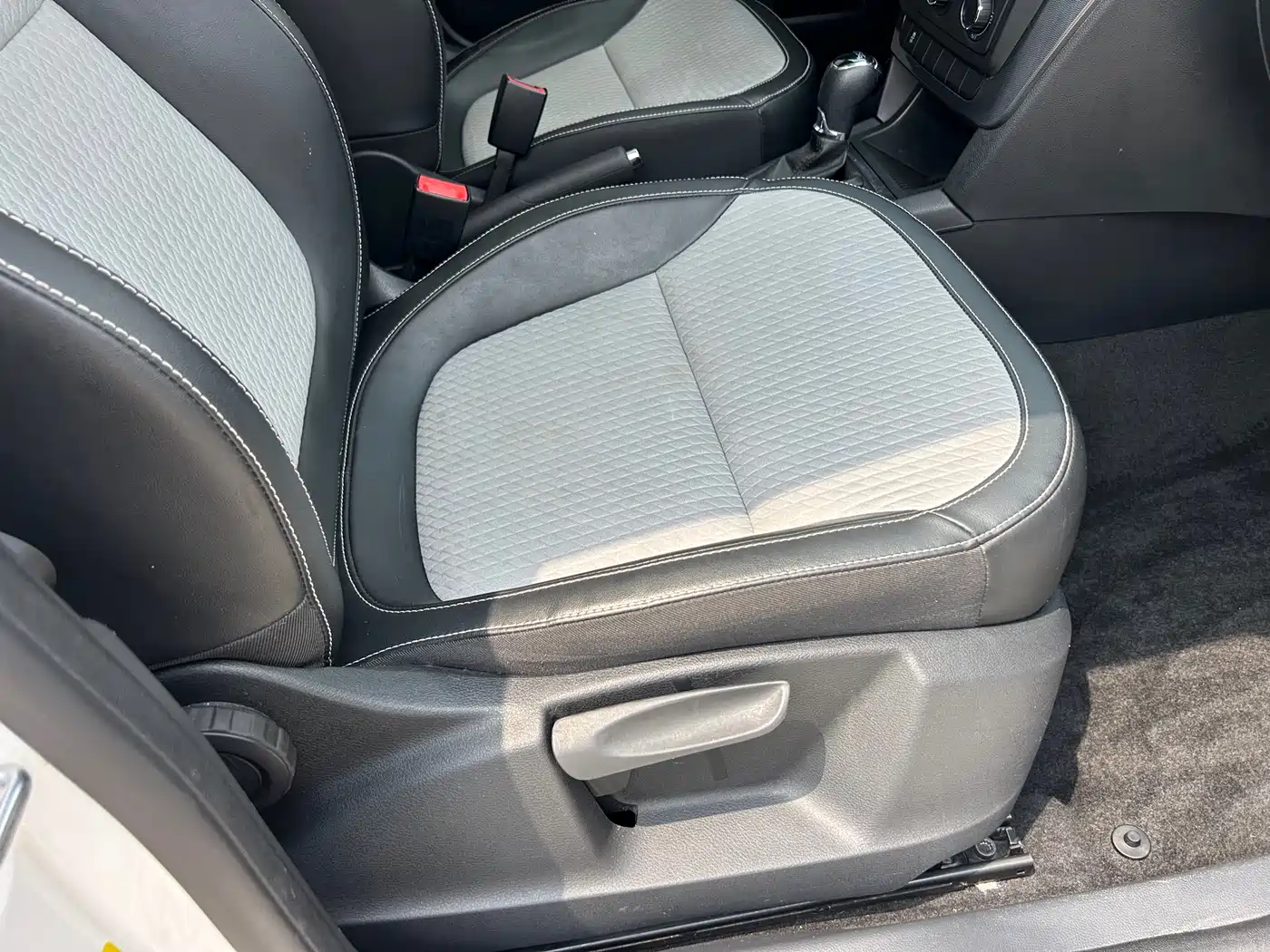 Škoda Yeti 2017 TSI280 DSG Advance фото 26