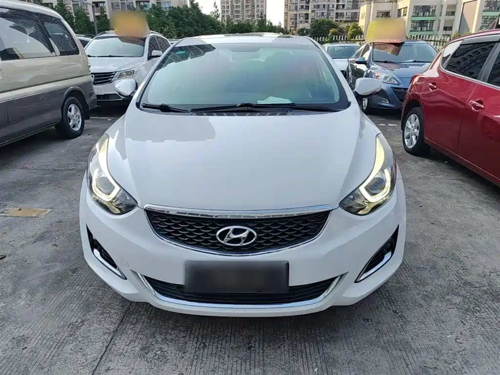 Hyundai Langdong 2016 1.6L Automatic Premium Edition фото 3