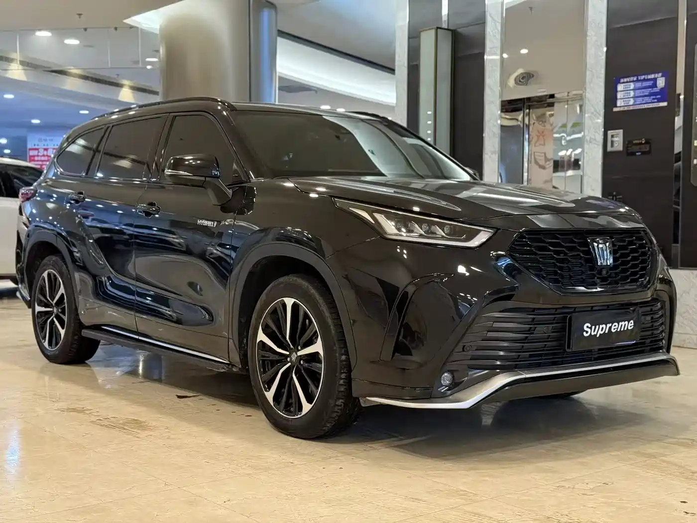 Toyota Crown Kluger 2024 2.5L HEV 4WD Premium Edition фото 3
