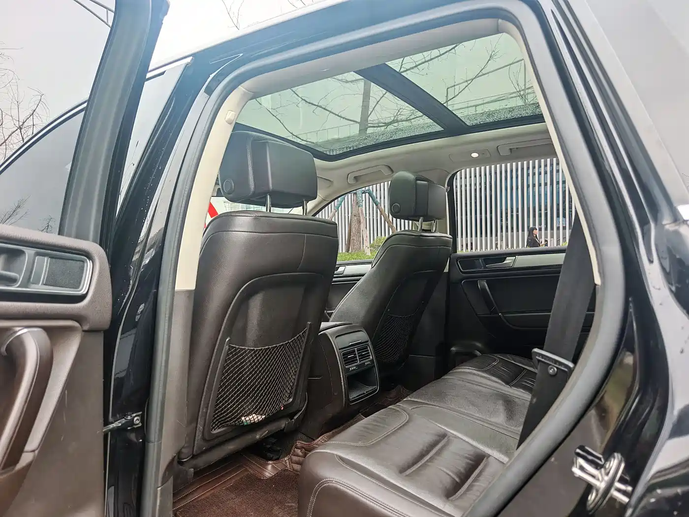 Volkswagen Touareg 2017 3.0TSI Explorer Edition фото 15
