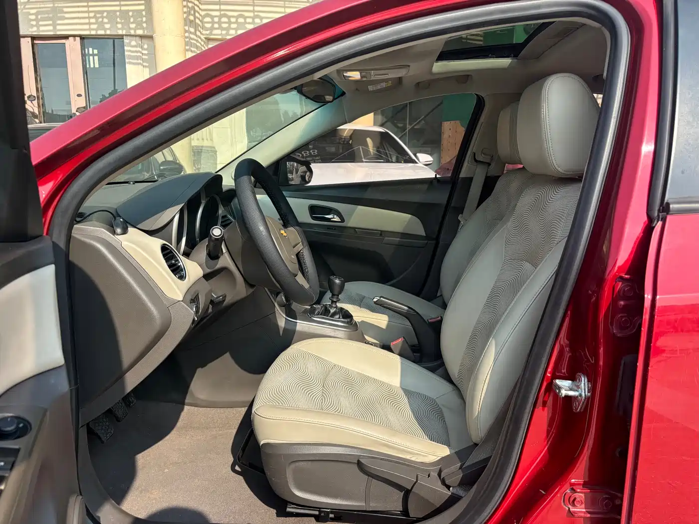 Chevrolet Cruze 2016 1.5L Manual Elite Edition фото 3