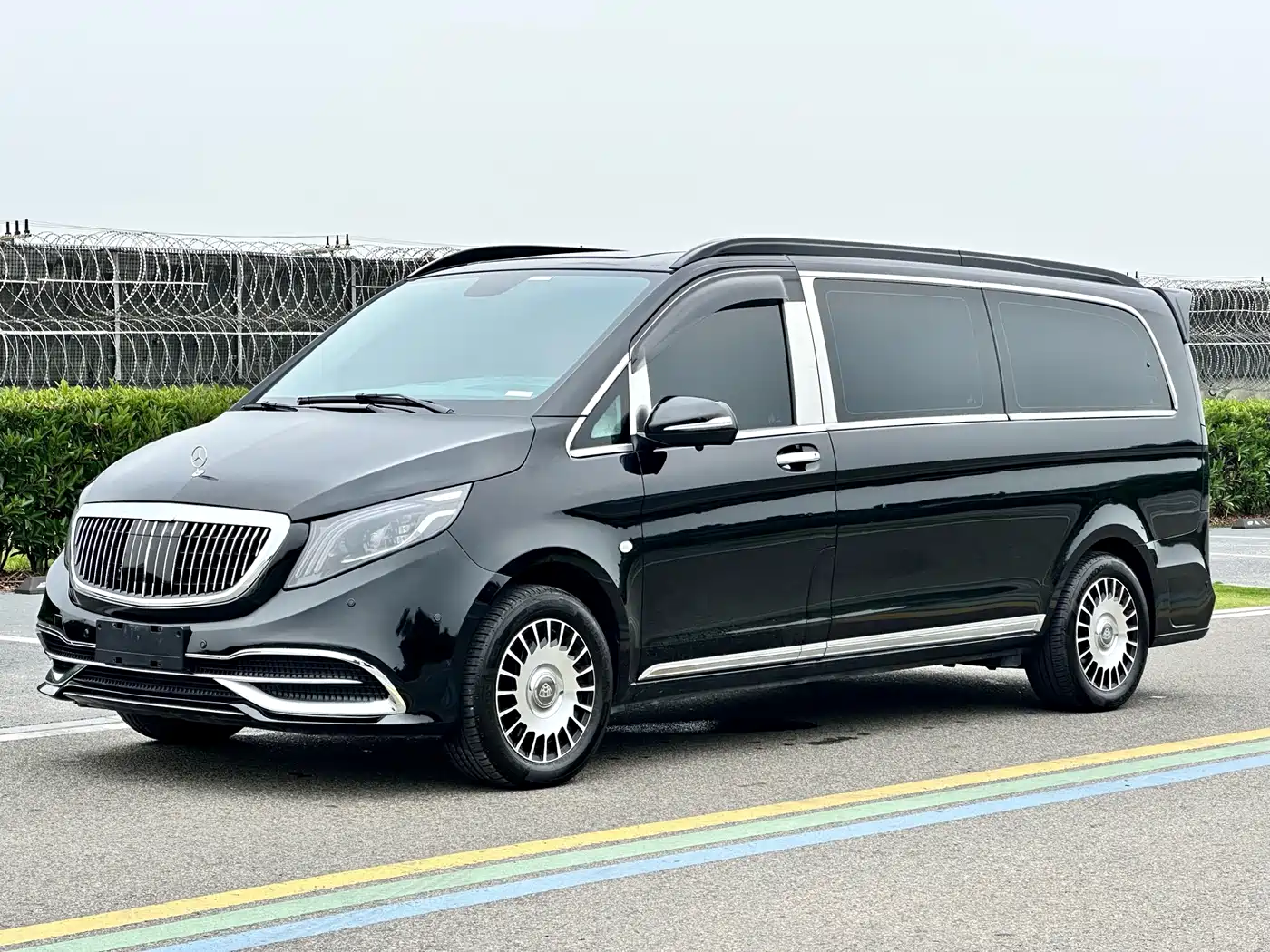 Mercedes-Benz Vito 2023 2.0T Elite 7-Seater