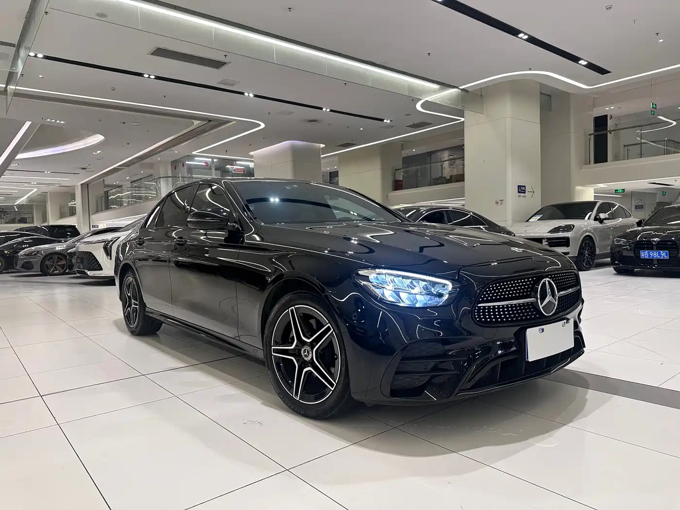 Mercedes-Benz E-Class (Import) 2023 E 300 Fashion Sport Edition фото 3