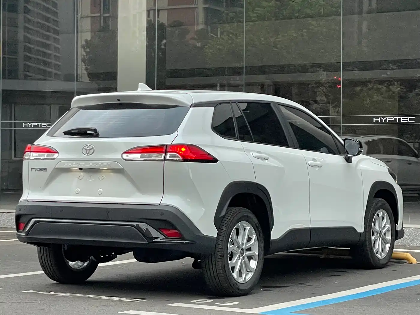 TOYOTA FENGLANDA