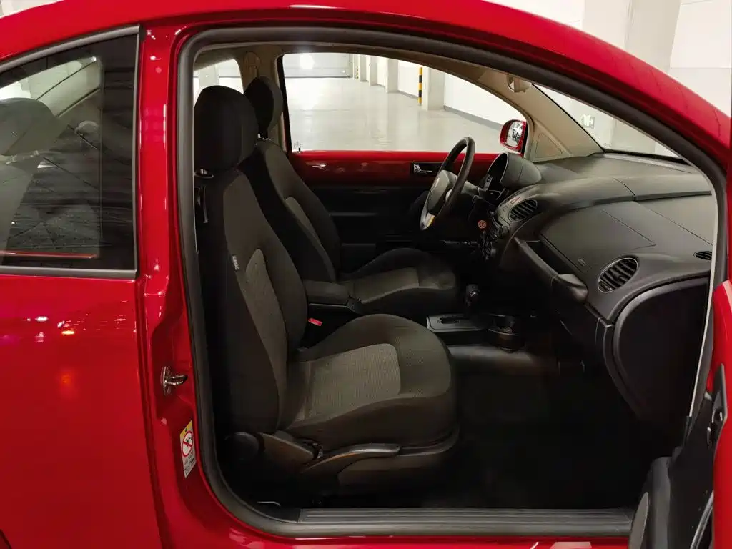 Volkswagen Beetle 2010 2008 2.0 AT Standard