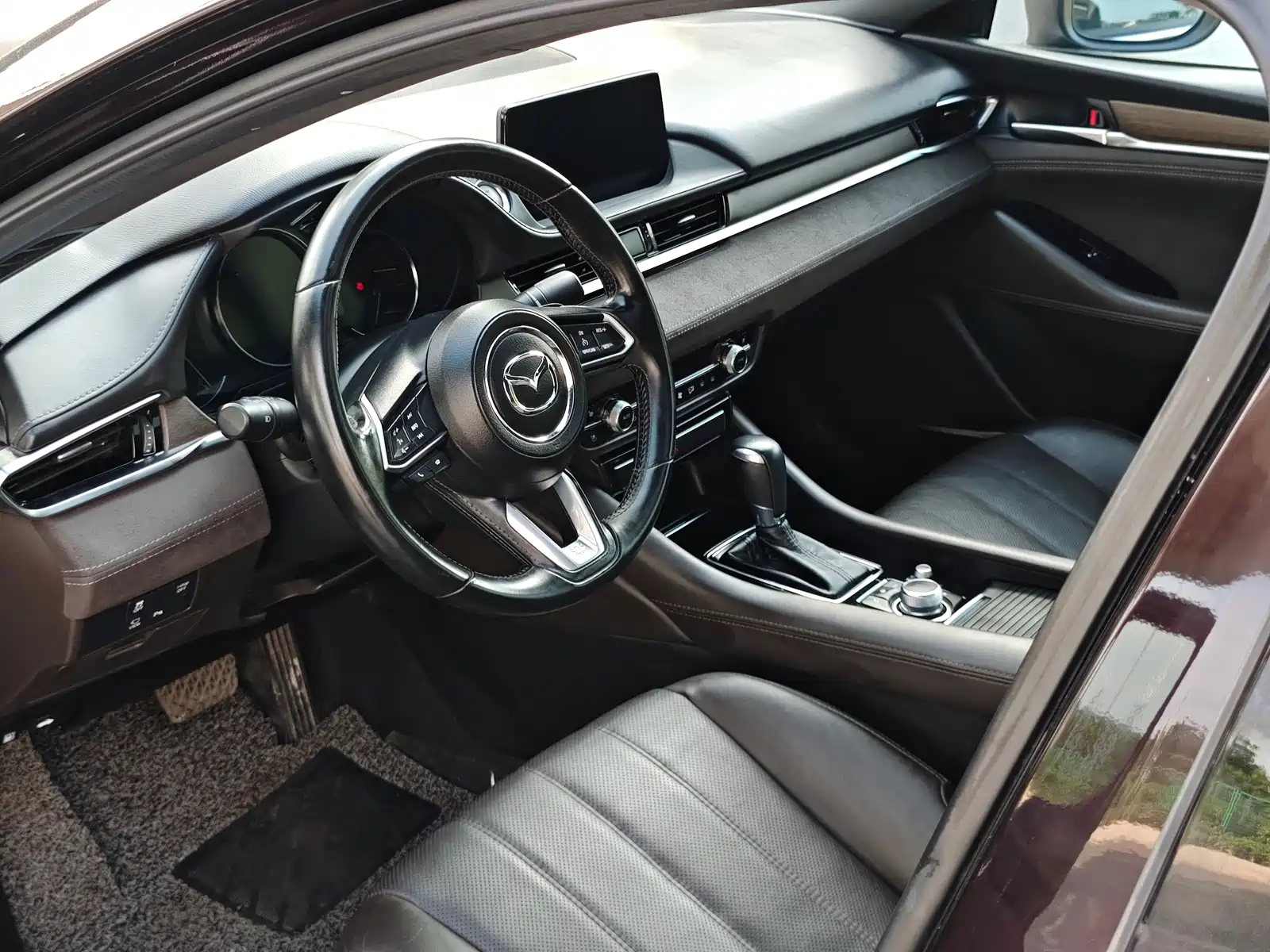 Photo 4 - Mazda Atenza