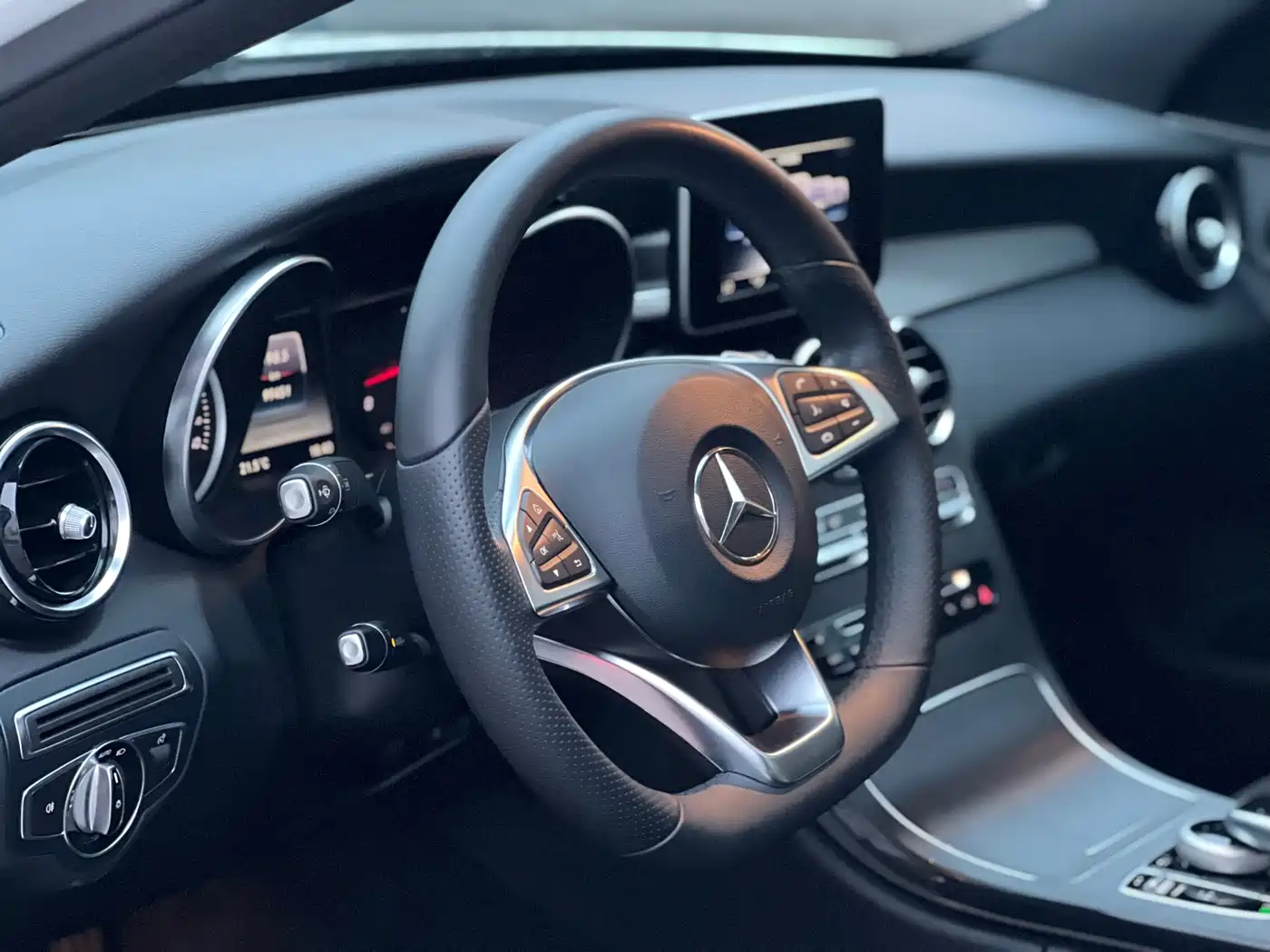 Mercedes-Benz C-Class 2017 C 200 Sport 4MATIC фото 11