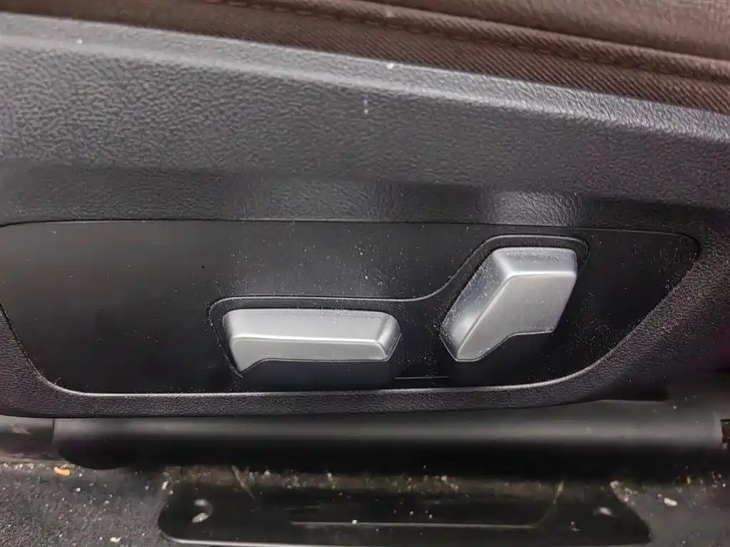 BMW 3 Series 2021 320Li M Sport Package фото 10