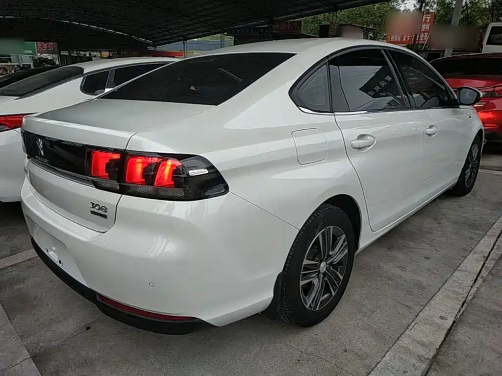 صورة 7 - Peugeot 308