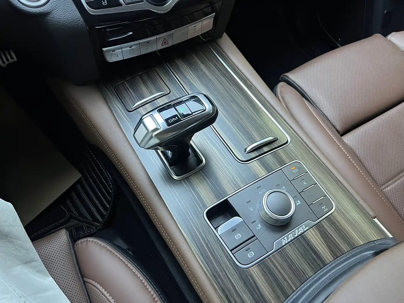 Haval H9 2017 2.0T Gasoline 4WD Premium 7-Seater фото 7