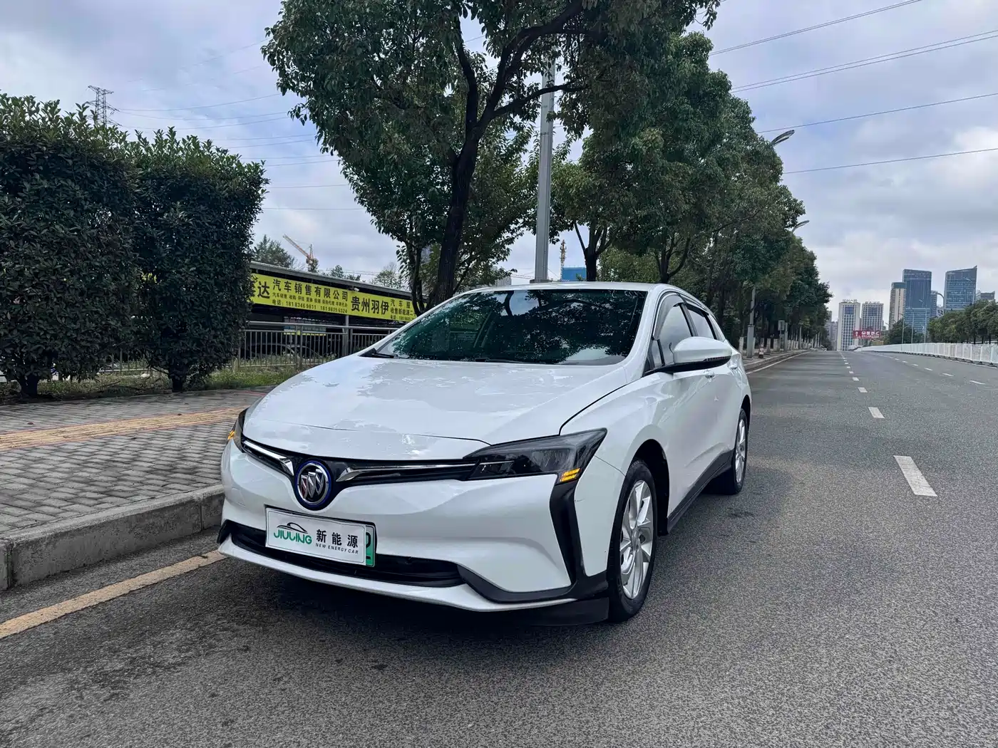 BUICK SLIGHTLY BLUE 6