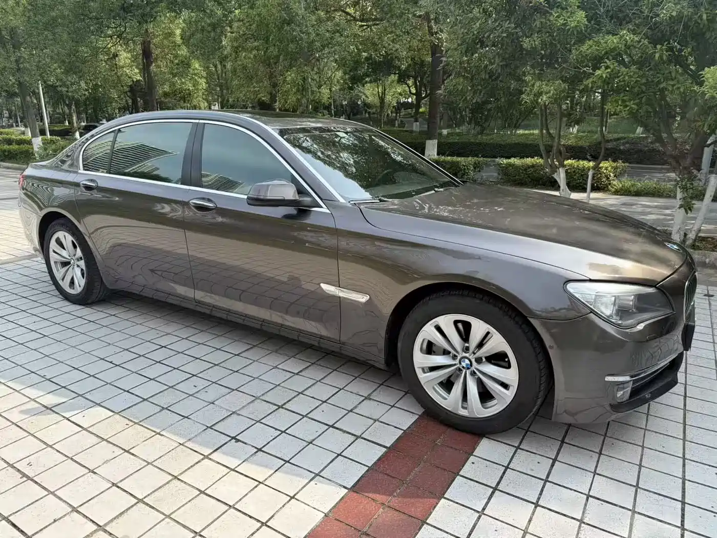 BMW 7 Series 2013 Model 730Li Luxury фото 7