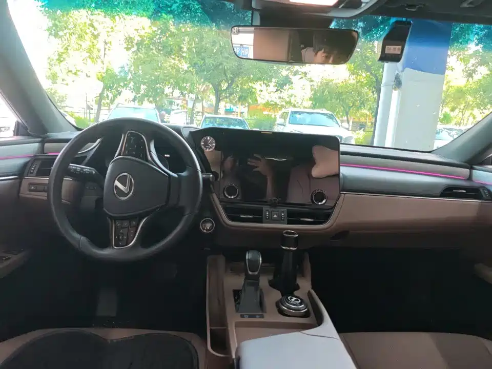 Фото 2 - Lexus ES