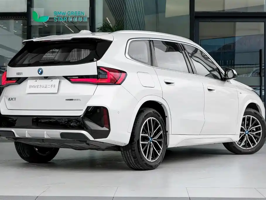 BMW iX1 2025 2026 eDrive25L M Sport Package